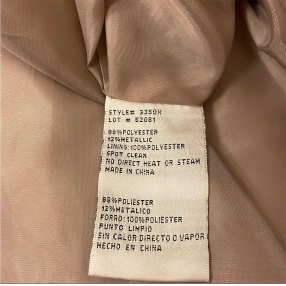 XSCAPE Off-The-Shoulder Shimmer Wrap Style Gown in Blush Pink/Silver Size 2 - Picture 9 of 9